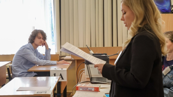 Шансов на успехи в ЕГЭ станет больше: Экзамен по ключевым предметам в 2025 году можно будет сдать дважды