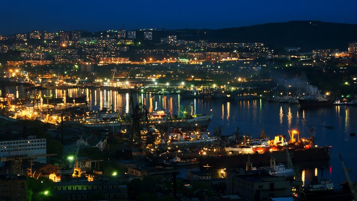 Вам здесь не рады: Русские встретили британского посла прямо у аэропорта