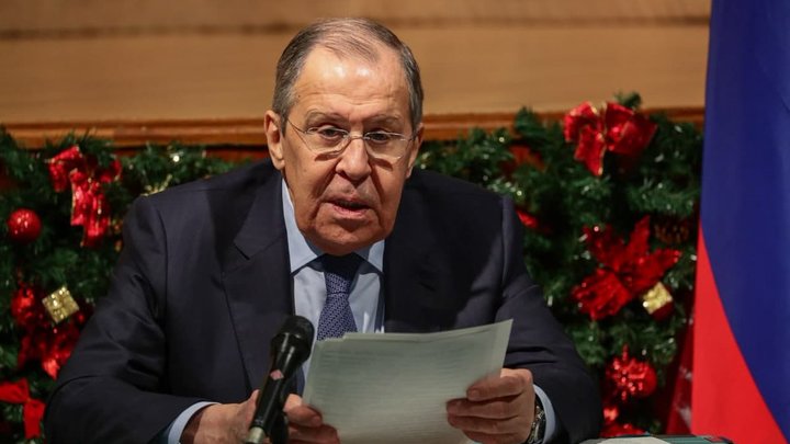 Сергей Лавров озвучил “важную” причину, из-за которой Зеленский может улететь на Бали