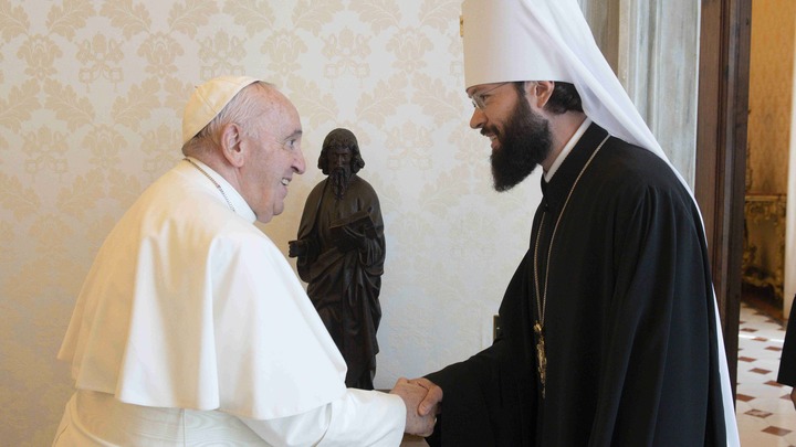 Представитель Московского Патриархата встретился с папой римским