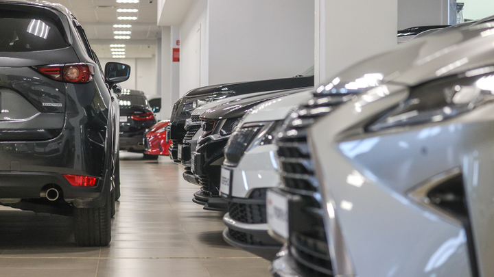 К осени в России цены на новые машины вырастут на 20 процентов