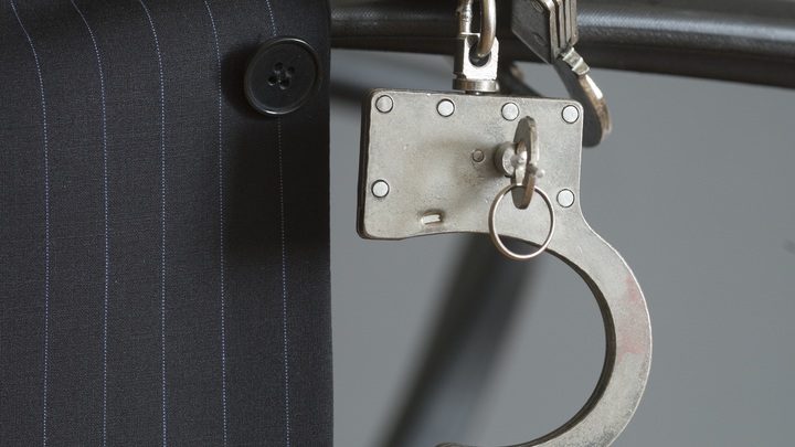 После залога в 8 млн евро бизнесмену Кузьмичёву запретили покидать Францию