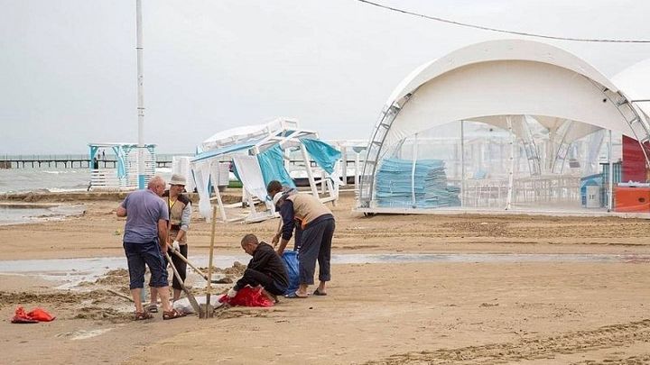 Восстановленный после непогоды пляж в Анапе откроют 19 июня