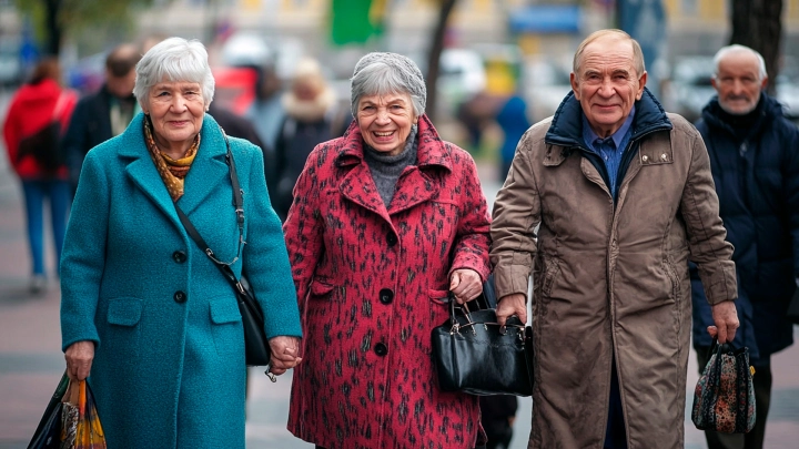 Сейчас 74,2 года: Онищенко связал высокую продолжительность жизни с рождаемостью