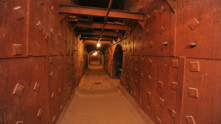 Элита приготовила себе убежище. Только для избранных. Реальное признание чиновницы