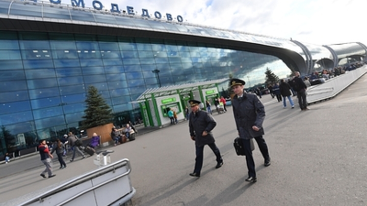 В аэропорту Домодедово взорвалась светошумовая граната - источник