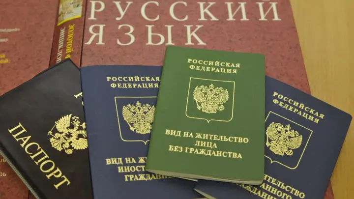 Весёлому фермеру Джастасу Уокеру грозит выдворение из России
