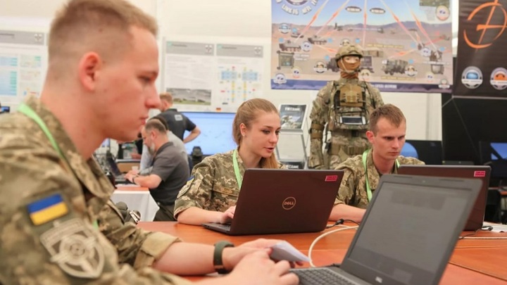 В МИДе обвинили США в создании IT-армии Украины