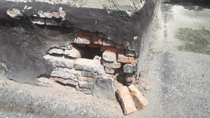 Прокуратура и Следком заинтересовались разрушающимся домом в Кемерове