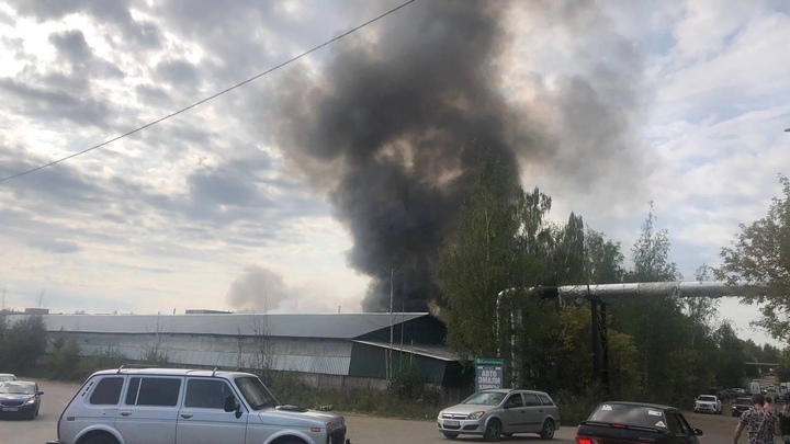 В Кинешме пожар текстильного склада локализовали на 1000 квадратных метрах