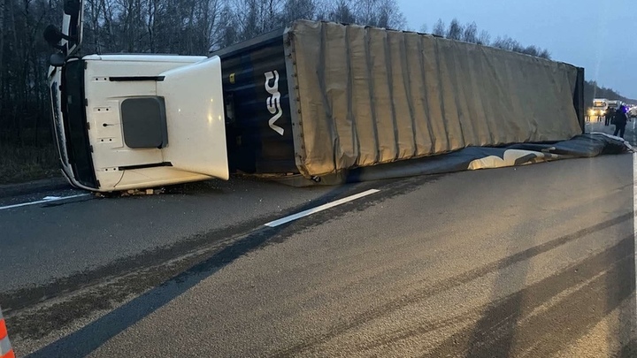 Огромная пробка собралась в Нижегородской области после смертельного ДТП в Лыскове