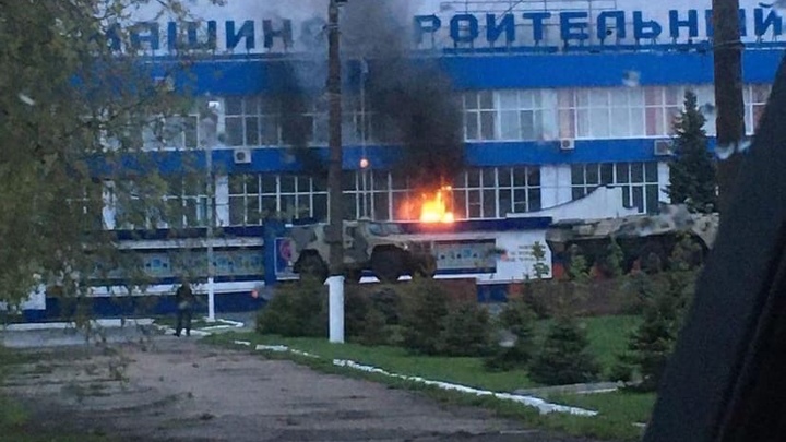 В День Победы в Арзамасе загорелся машзавод Олега Дерипаски