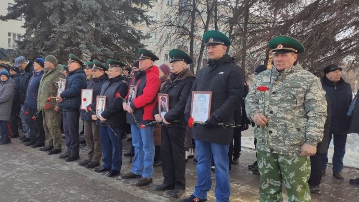В Кемерове почтили память участников боевых действий на острове Даманский