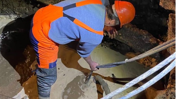 В Сочи после аварийного отключения воды вернули ресурс в краны трёх тысяч жителей