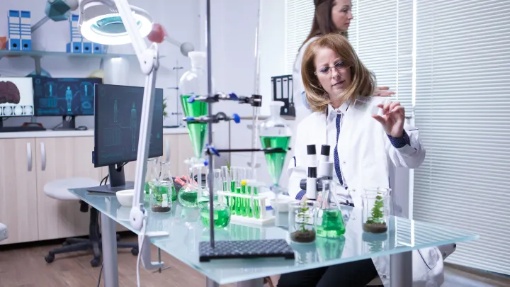 Вместо таблеток: химики нашли белок, который заменяет антибиотики