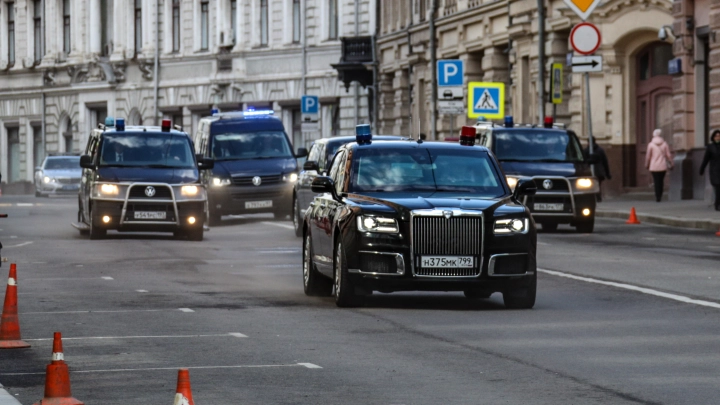 Снова пропускаем особо важных? Чиновники решили вернуть мигалкам приоритет наравне со скорой и пожарными