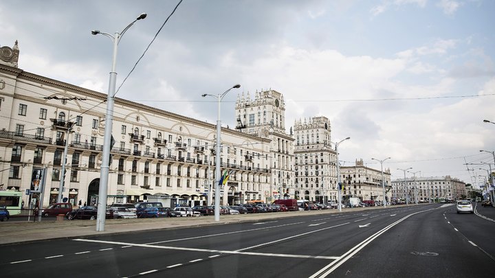 Опоздали на самолёт: Российский посол объяснил группу наёмников в санатории под Минском