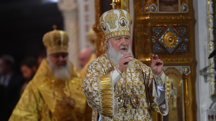 Чтобы подтолкнуть родителей к многочадству: Патриарх Кирилл заявил о необходимости поддержки для многодетных семей