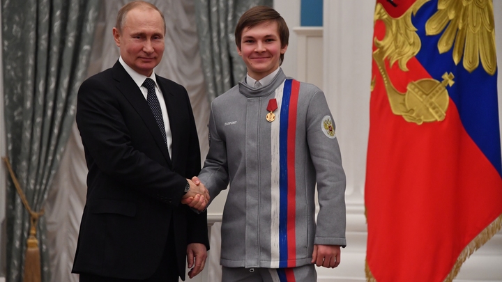 Фигурист Михаил Коляда из Санкт-Петербурга победил на турнире Ice Star в Минске