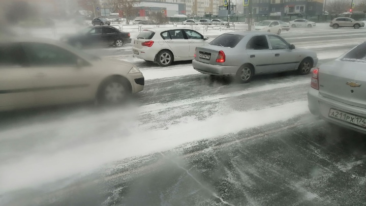 В Челябинской области двое сообщников выдавали водительские права без экзаменов