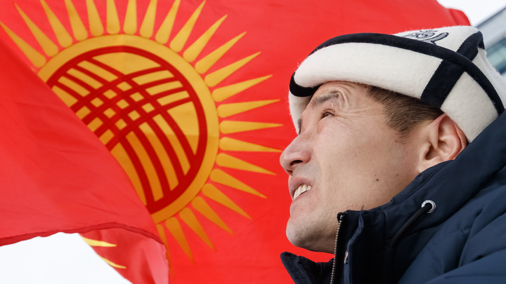 Власти Киргизии пытались оправдаться перед Россией, эксперт опроверг все аргументы