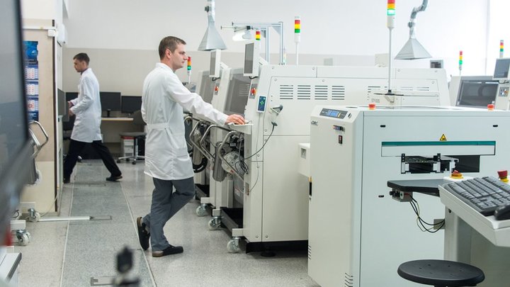 В Петербурге создали аналог метеоритного стекла для медицинских целей