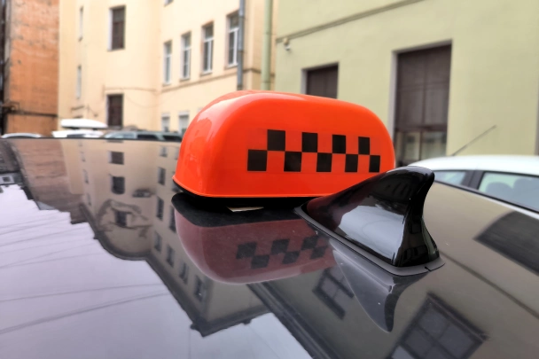 В КП сравнили траты русских на личную машину, такси и каршеринг: Результаты удивят многих
