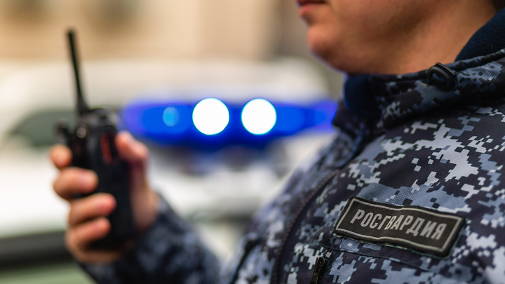 В Краснодаре постоялец гостиницы угрожал администратору пистолетом