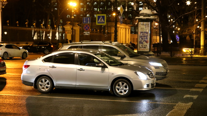 В Казахстане начали легализовать автомобили с иностранными номерами