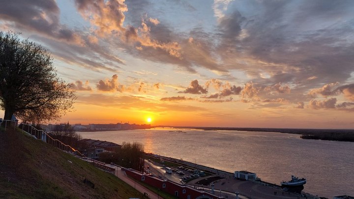 Совещание глав МИД БРИКС в Нижнем Новгороде началось с минуты молчания