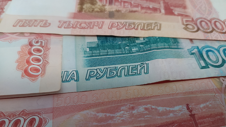Пентхаус с дизайнерской мебелью на левом берегу Новосибирска продают за 23 млн рублей