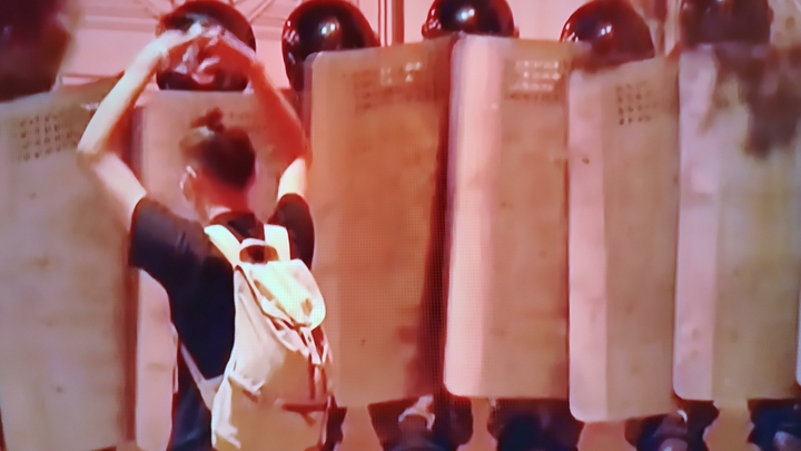 Русский спецназ в Минске: Кто подставил ОМОН и обманул белорусов