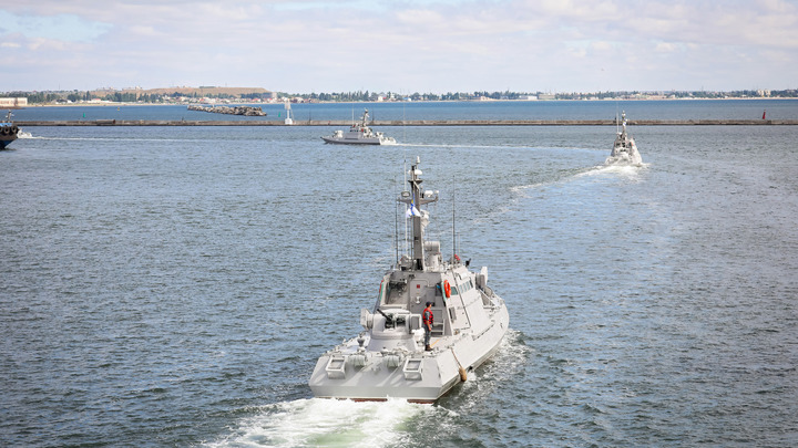 Китайцы повеселились над военно-морскими учениями государства Украины