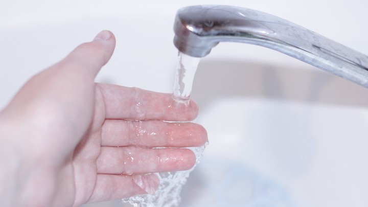 График отключения горячей воды 2022 в Челябинске: где отключат горячую воду с 26 июля по 9 августа