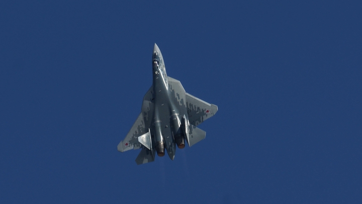 ГУР заявило о поражении самого современного русского истребителя Су-57: Два фото выдали позорный нюанс