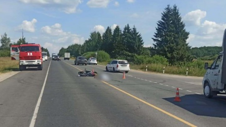 В Ивановской области маршрутка насмерть сбила скутериста