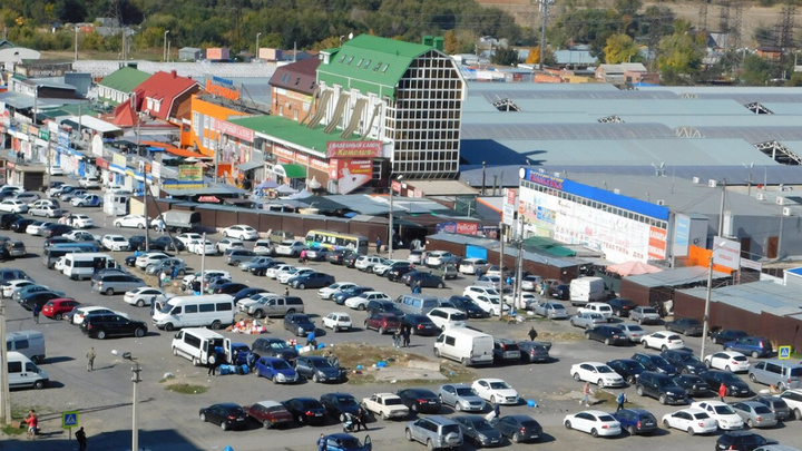 Директор рынка Темерник пожаловался в прокуратуру на парковочную мафию