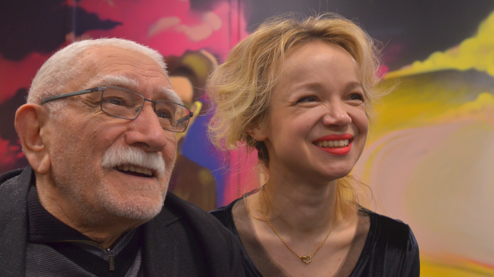 Экс-жена Джигарханяна стала матерью-одиночкой: Я построила жизнь так, чтобы дочь ни с кем не делить