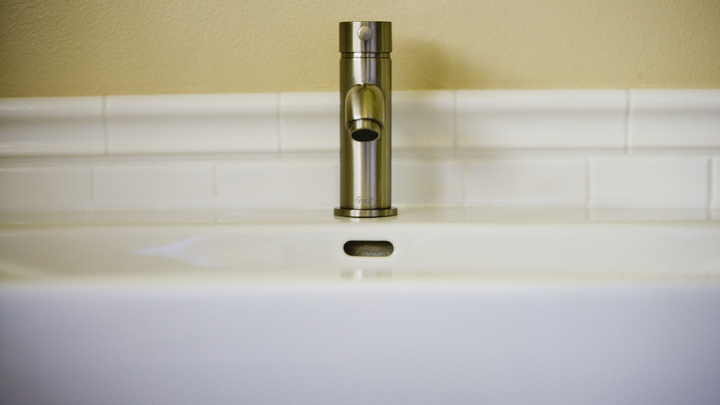 В Геленджике отключили воду у жителей микрорайона Южный