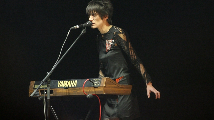 Терзания предателей: Земфира заклеймила Россию, оправдывая бегство