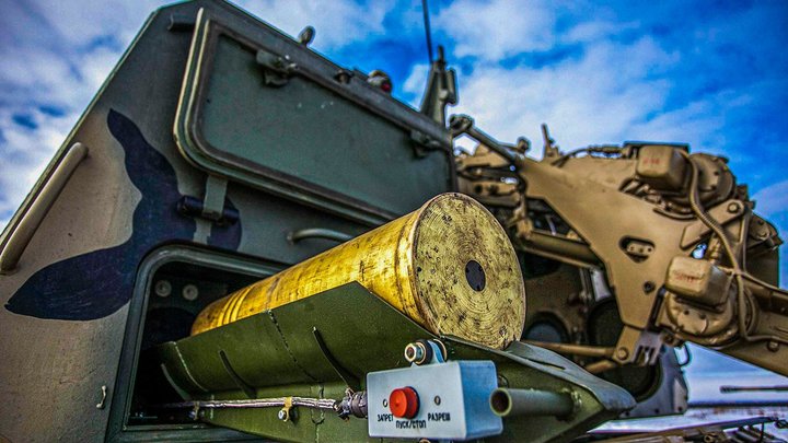 Огонь!: Русские бойцы показали, как ровняют с землёй позиции украинских нацистов
