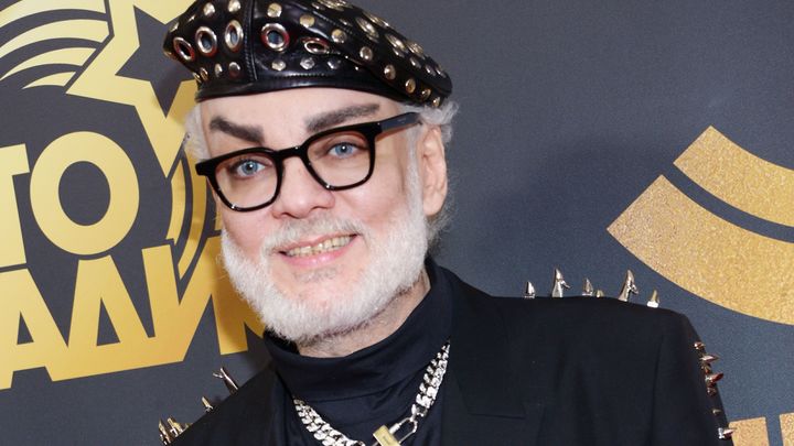 Здесь не рынок и не прачечная. Визит Киркорова на фронт возмутил бойцов, но худшее ещё впереди