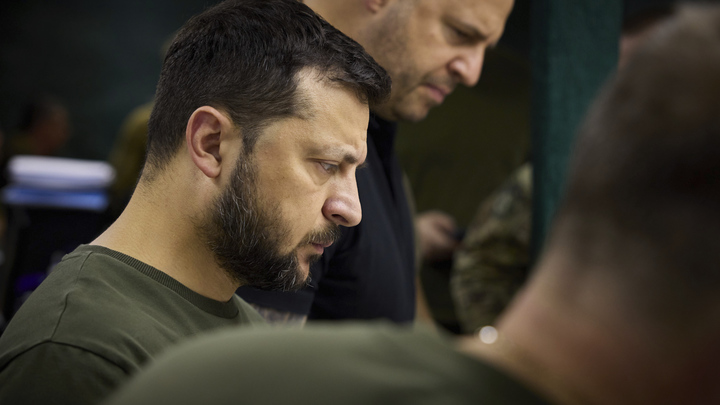 Зеленский вряд ли сможет. Украинский премьер оценил шанс вступления в ЕС