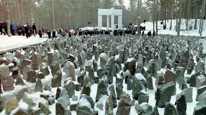 Историки впервые опубликовали три директивы Гитлера об уничтожении славян