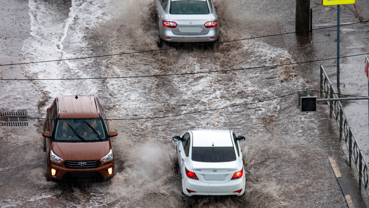 Положение критическое, не теряйте время!: Срочная эвакуация в Оренбурге. Ревут сирены