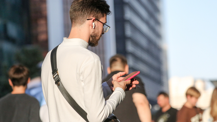 Как распознать телефонного мошенника: Эксперт назвал пять фраз-новинок