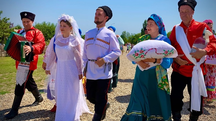 На Покров в Атамани покажут обычаи казачьей свадьбы