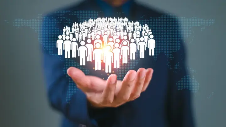 Исследование VK: 76% пользователей видят в общении в соцсетях ключ к счастью