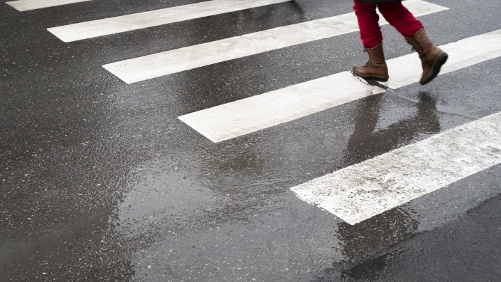 В Киеве водитель открыл стрельбу по пешеходу из-за перехода в неположенном месте