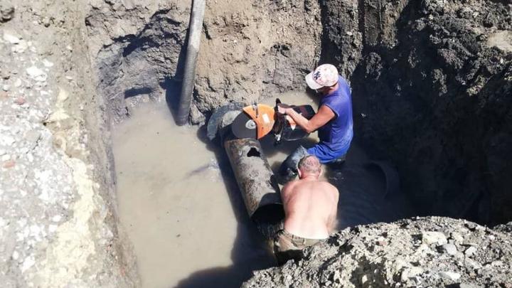 На Кубани из-за аварии 30 тысяч человек и больница остались без воды